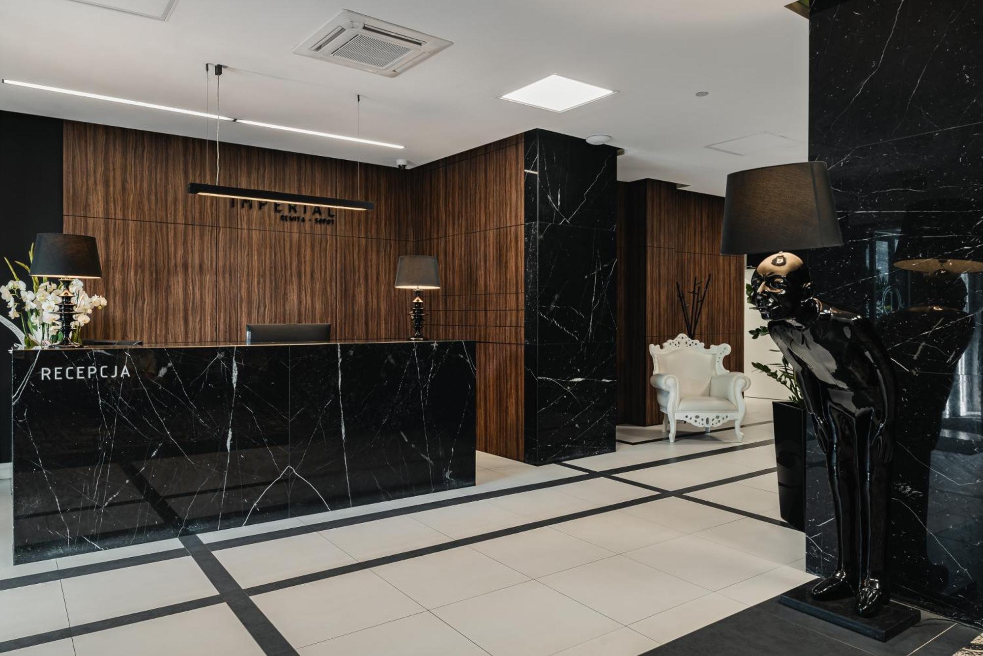 ホテル Rewita Imperial ソポト エクステリア 写真